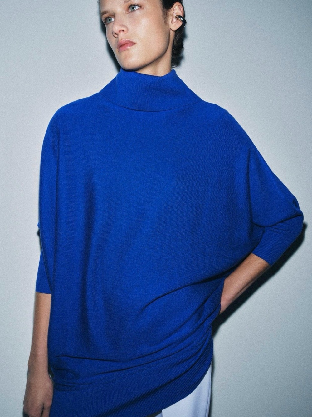 Zara Elegant Blue Turtleneck Sweater Dress - Picture 2 of 6